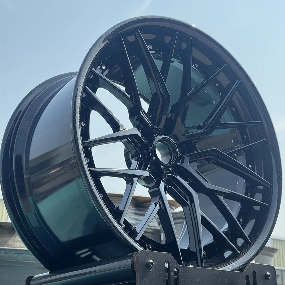 High Quality 19 20 21 22 24 Inch Forged 2-piece Wheel Style Custom 5x114.3 6061-T6 Alloy Carbon Fiber Car Wheels