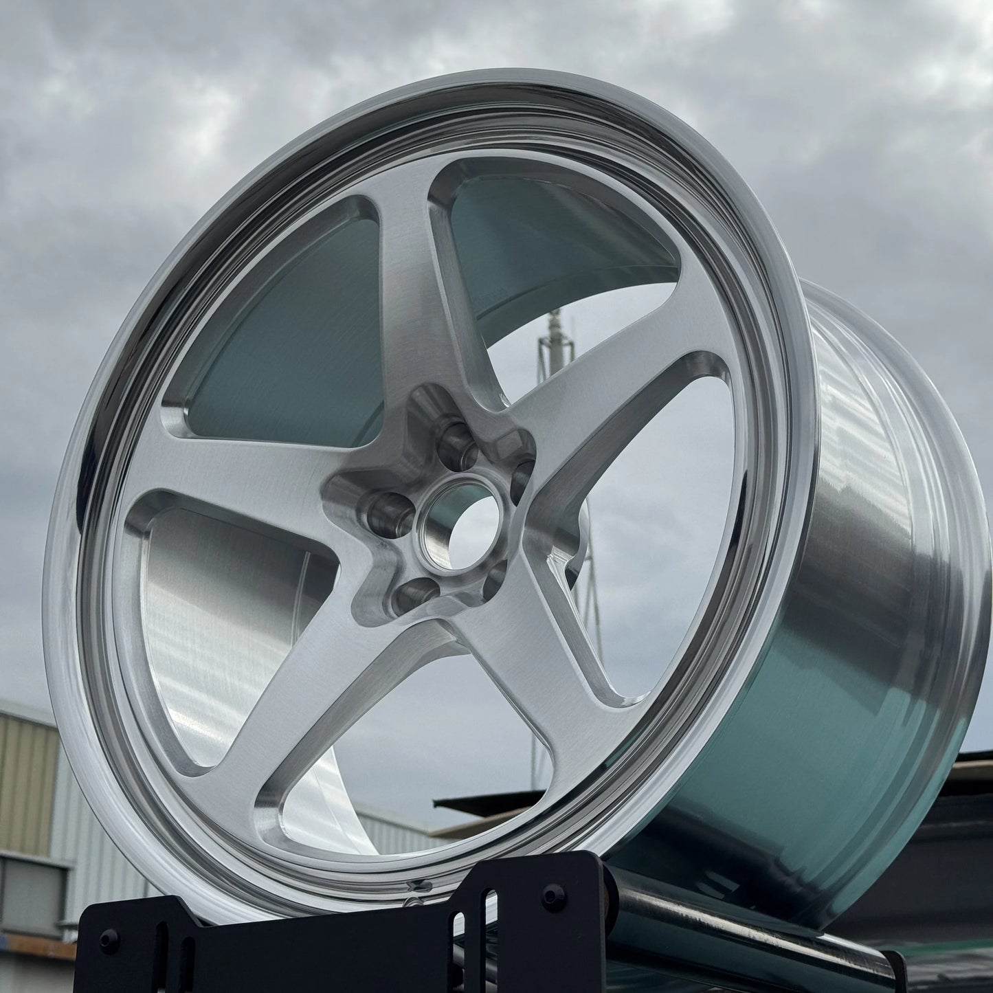 Forged Racing Car Wheels 21 Inch Deep Lip Forged Monoblock Wheels Custom Brushed Alloy Car Wheels for BMW M5